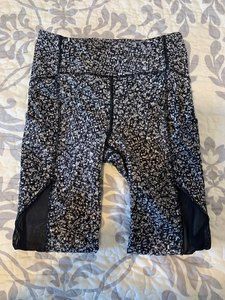 Lululemon crop leggings